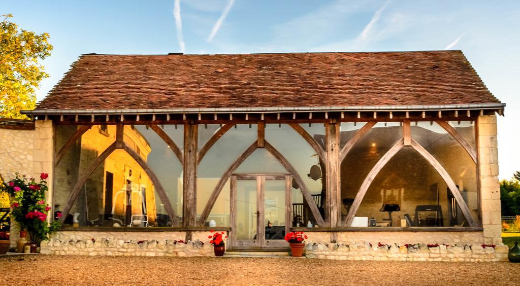 Gites Arches De Muschamp Cussay Exterior foto